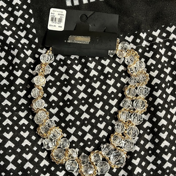 Women’s necklace acrylic and gold - Picture 2 of 3